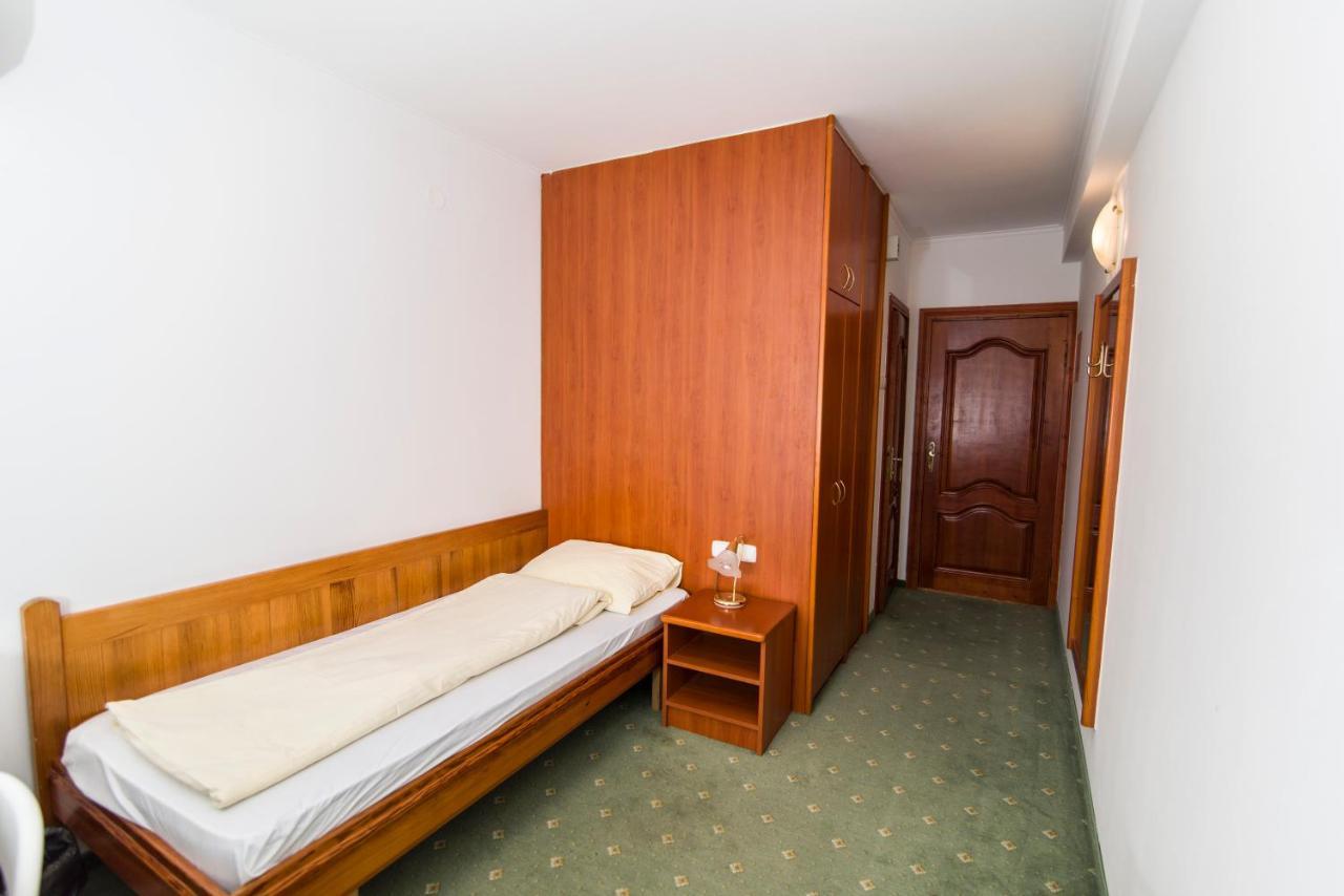 Hotel Prebold Buitenkant foto