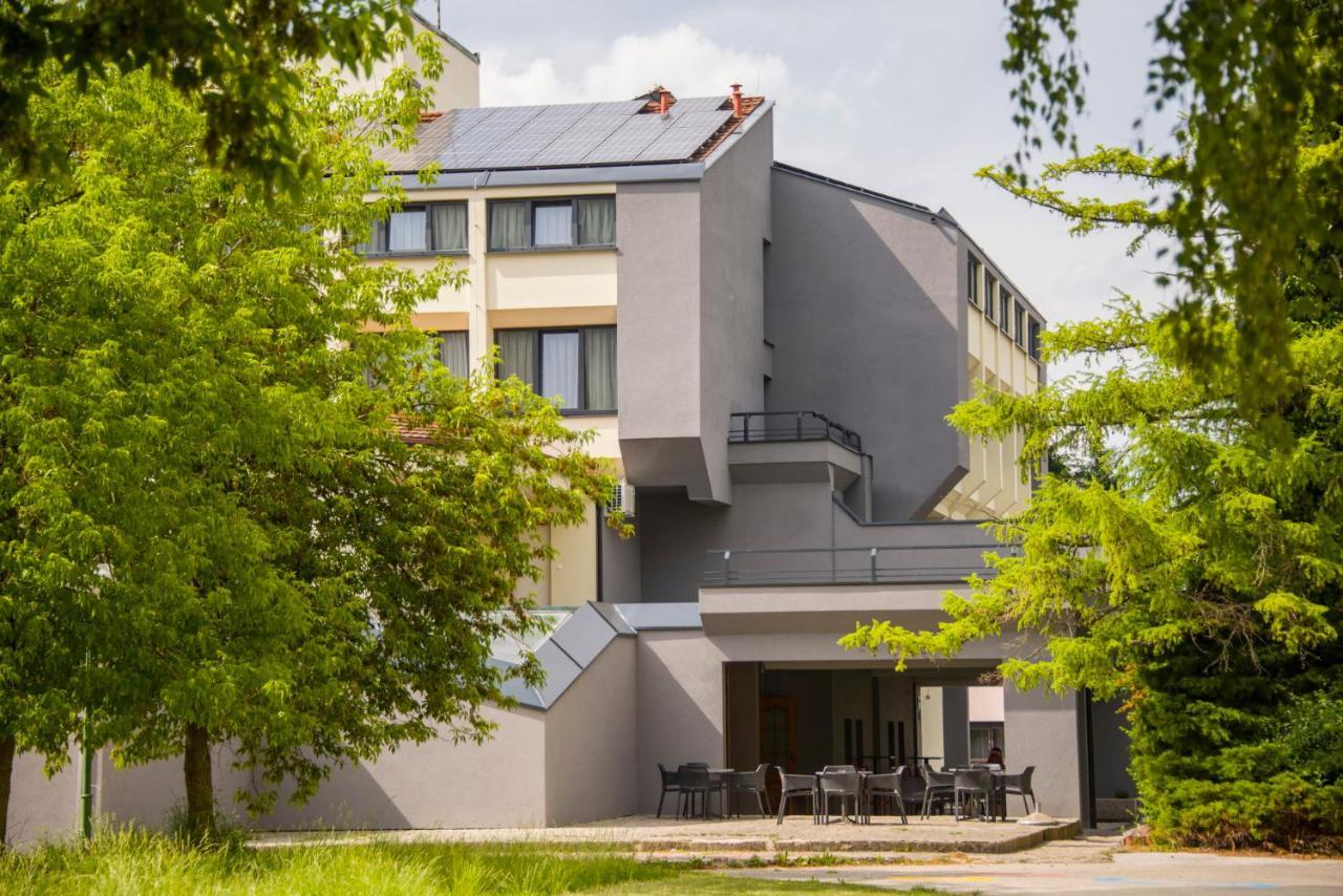 Hotel Prebold Buitenkant foto